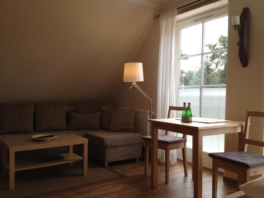 Haus Stoertebeker Appartements - Hotel Garni, Seebad Lubmin Chambre photo