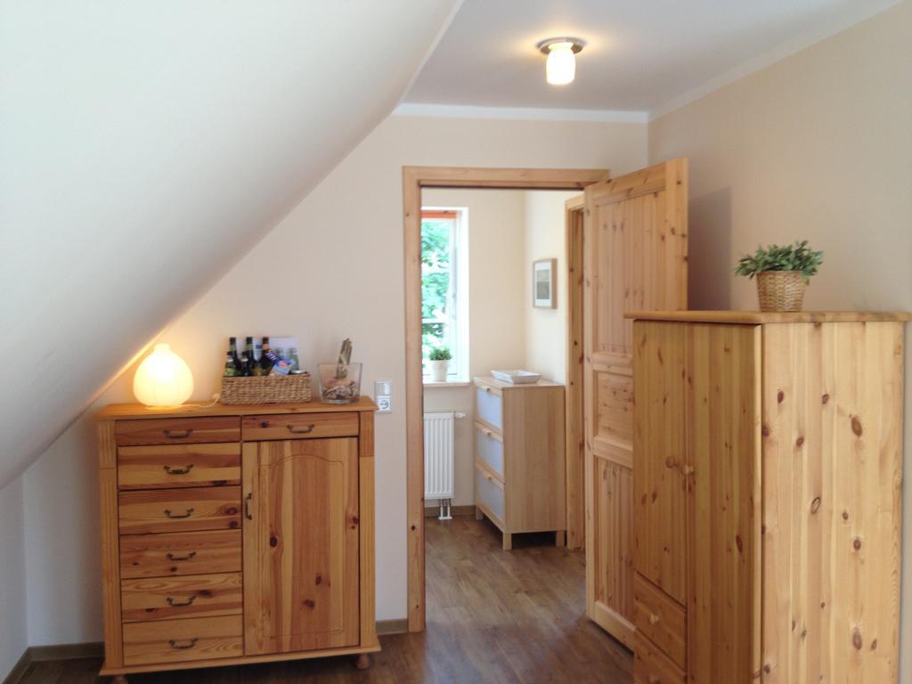 Haus Stoertebeker Appartements - Hotel Garni, Seebad Lubmin Chambre photo