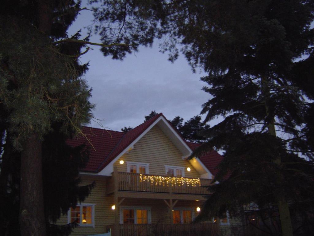 Haus Stoertebeker Appartements - Hotel Garni, Seebad Lubmin Extérieur photo