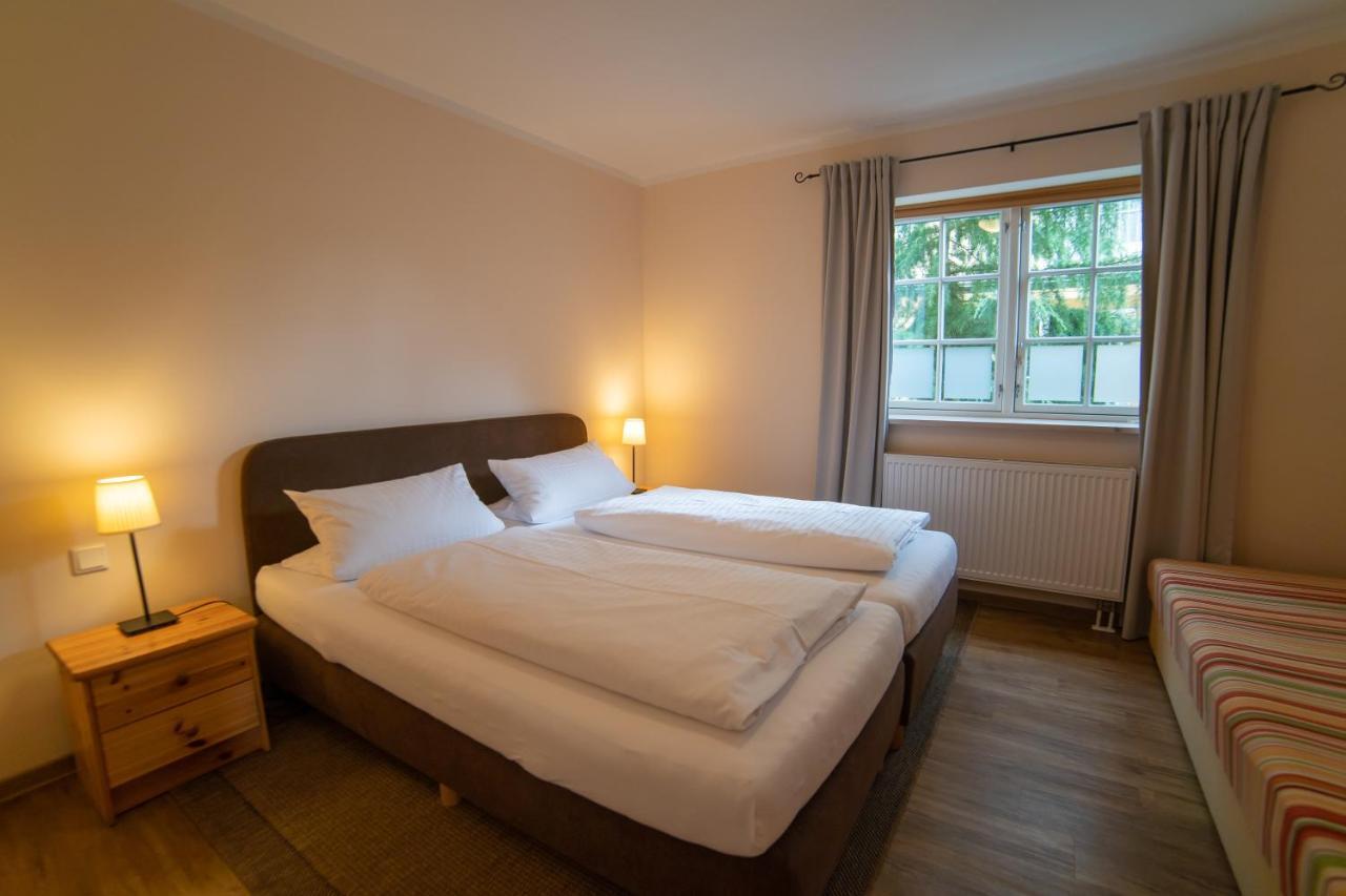 Haus Stoertebeker Appartements - Hotel Garni, Seebad Lubmin Extérieur photo
