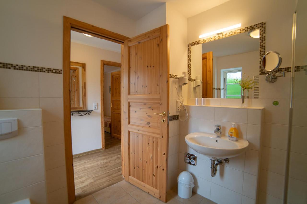 Haus Stoertebeker Appartements - Hotel Garni, Seebad Lubmin Extérieur photo